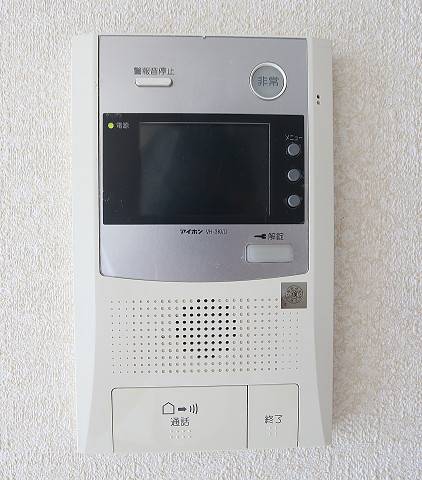 来客がモニターで確認できるので安心です