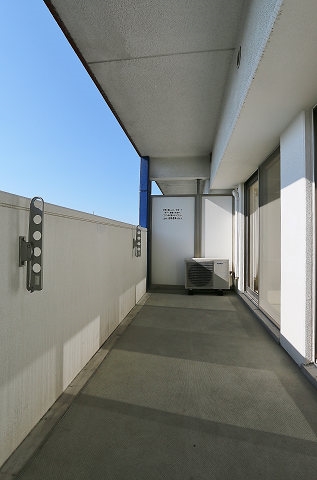 天気の良い日の洗濯物はこちらへ