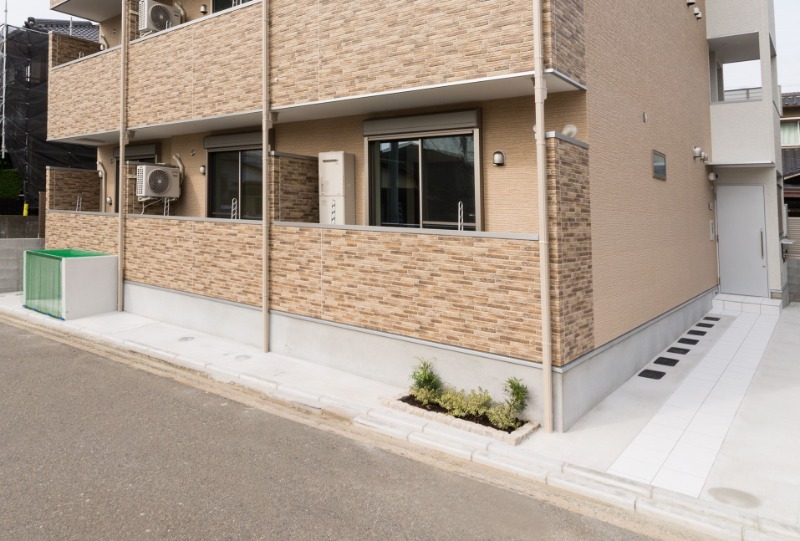 ゴミ捨ても敷地内にあるので楽々