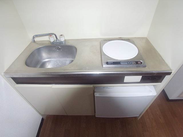 嬉しい１口コンロ備え付けです