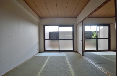 畳のにおいで落ち着きますね
