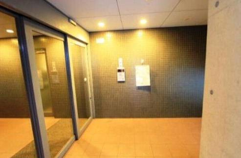 女性の方も安心のオートロック