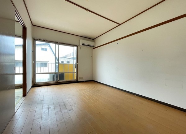 広々6帖越えのお部屋です