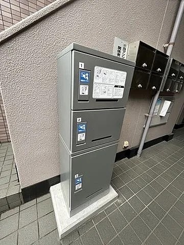 宅配ボックス完備。