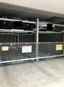 敷地内駐車場完備。
