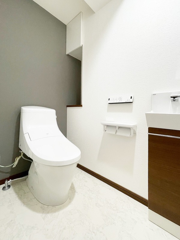 清潔感のあるトイレですね。