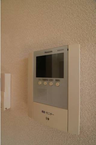 来訪者の顔が確認できるので安心ですね