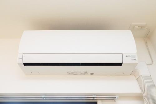 エアコン付きで年中快適に過ごせます