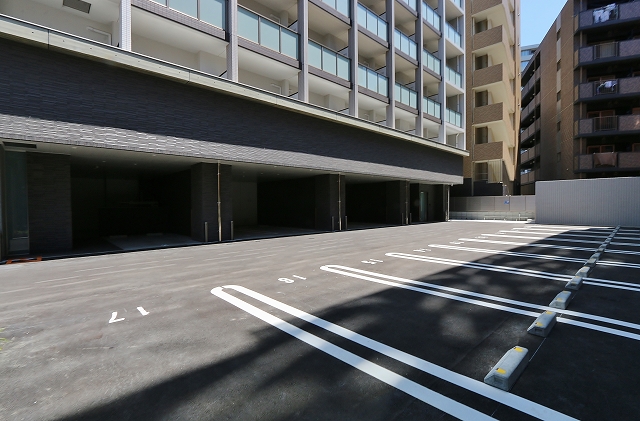 敷地内駐車場ございます。