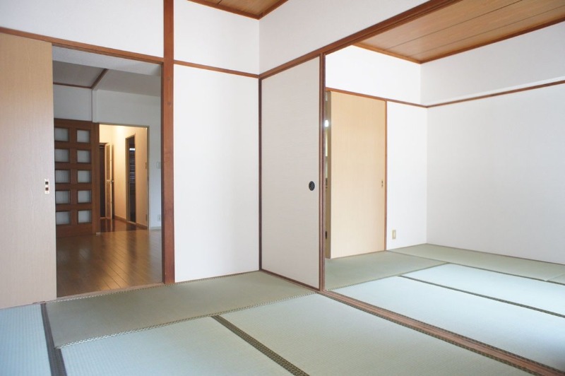落ち着く和室空間ですね