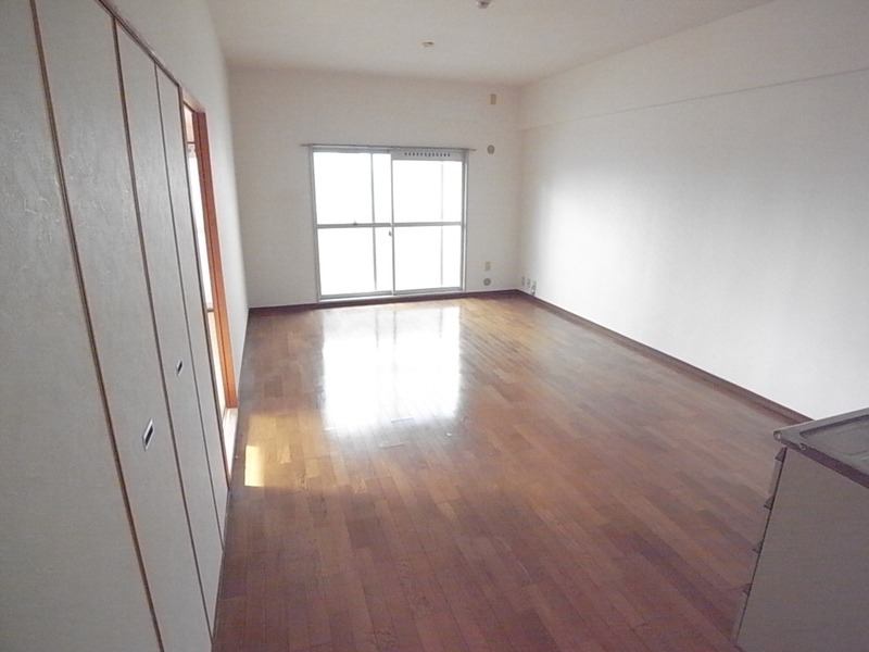 日当たり良好な明るいお部屋です