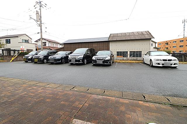敷地内駐車場完備