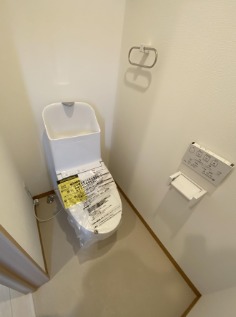 清潔感のあるトイレです