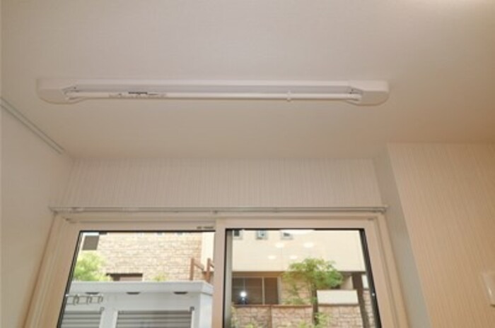 室内物干し完備。