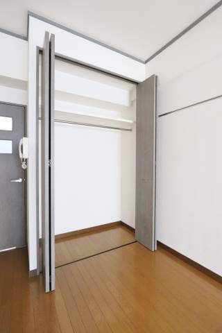 荷物が多くても安心な収納スペース