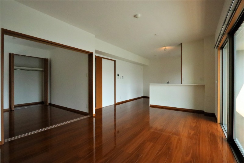 家具の配置がしやすいお部屋ですね