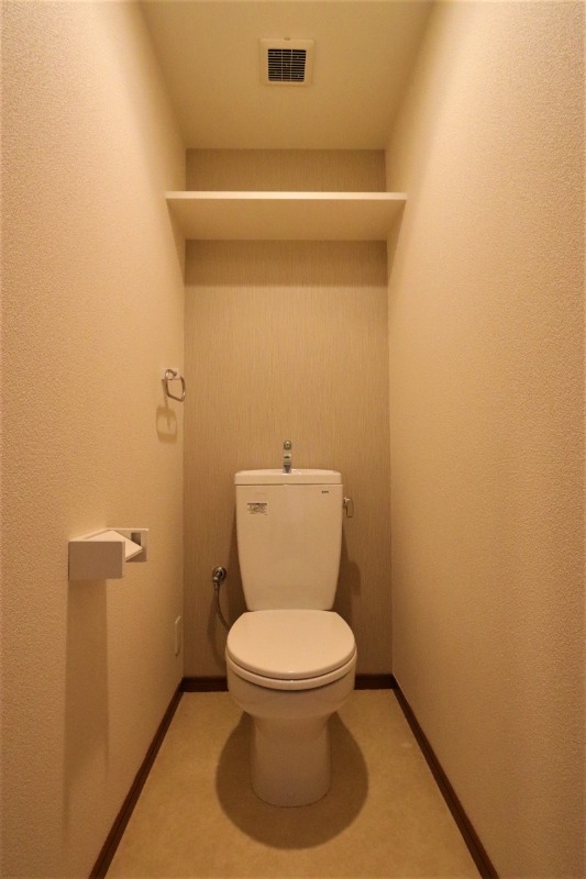 温水洗浄便座付きです