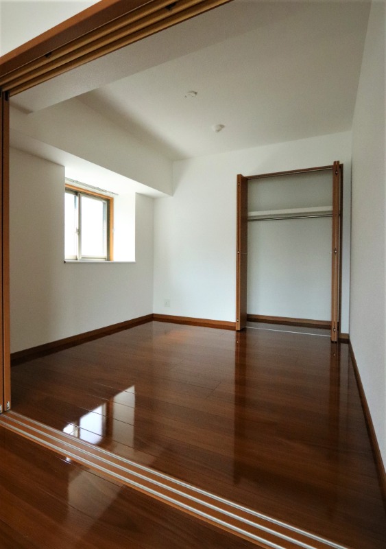 こちらもフローリングです