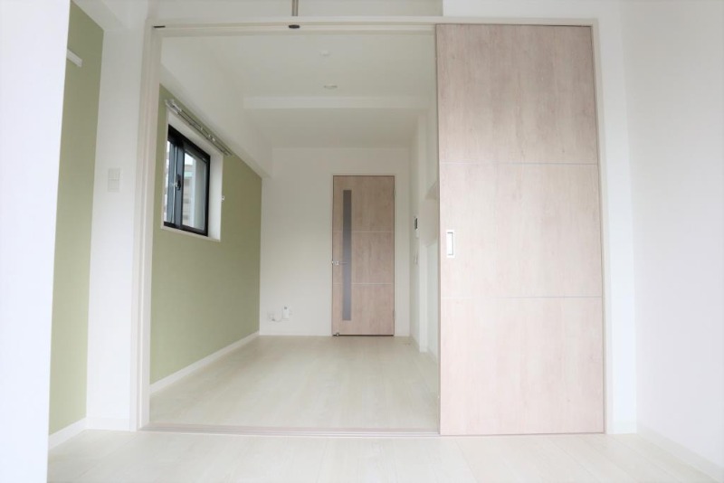 こちらは寝室として活用ください