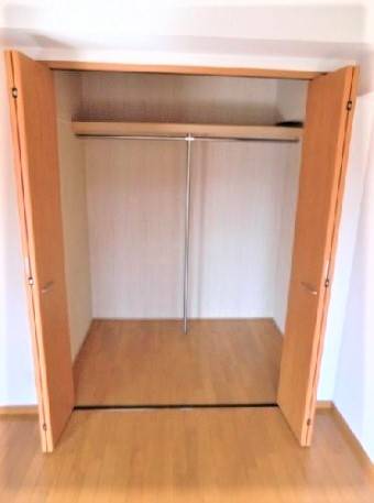 お洋服が多い方でも安心の収納