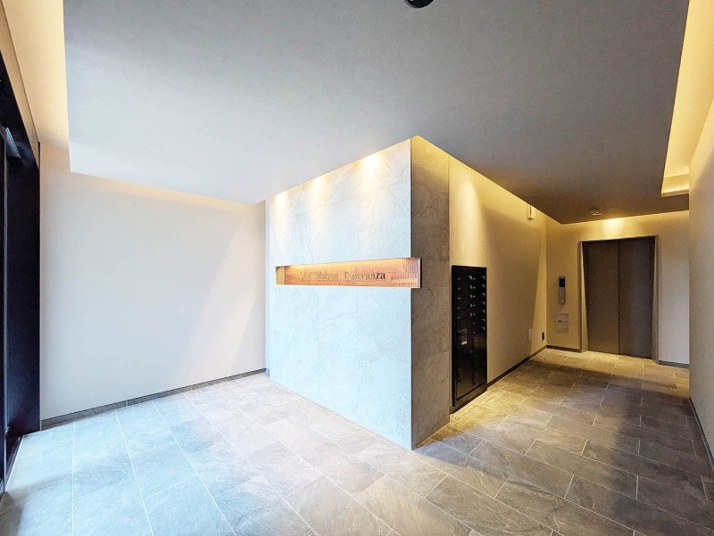 エントランス完備。