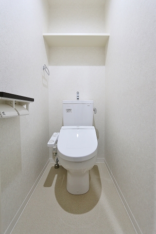 温水洗浄便座付きです