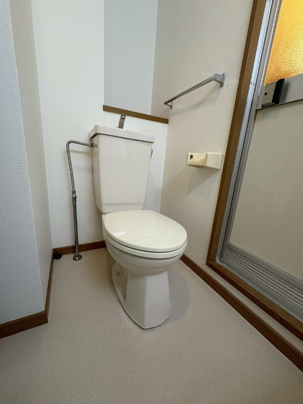 清潔感のあるトイレですね。