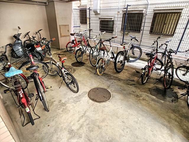 駐輪場完備。