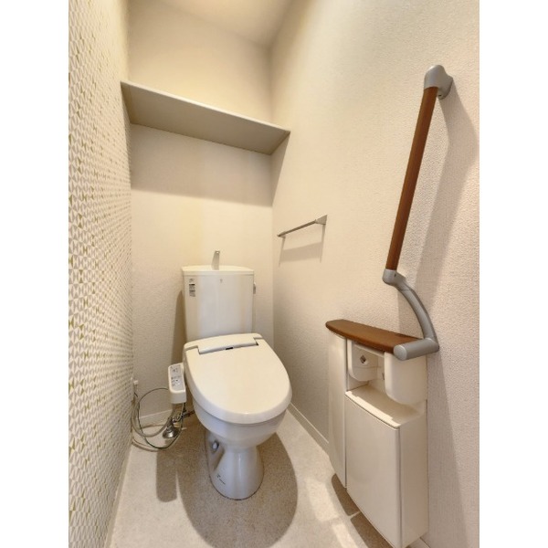 清潔感のあるトイレです