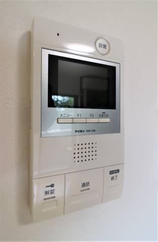 安心のモニター付きインターホン