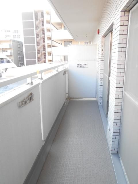 天気のいい日はこちらで洗濯物を干せます