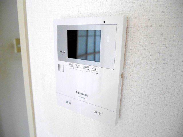 モニター付きインターホンでセキュリティ面も安心です