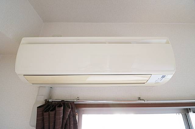 エアコン付きで年中快適に過ごせますね