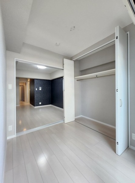 お荷物はこちらへ。