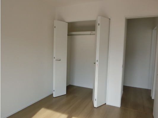 こちらにも収納できますね