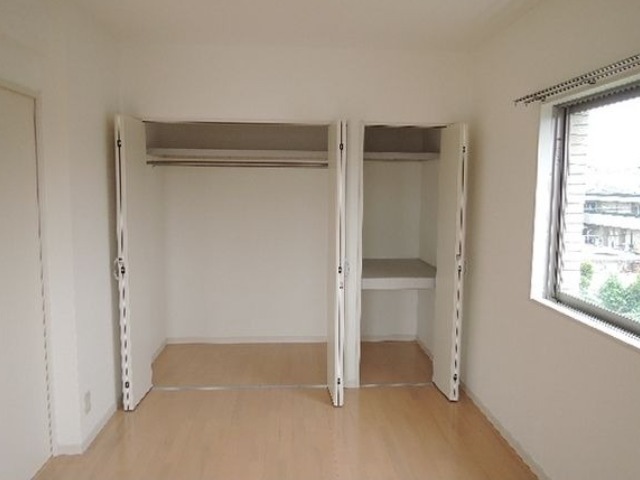 大容量の収納付きです