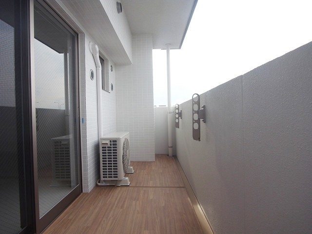 日当たり良好なバルコニーです