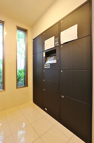 宅配ボックスもありますよ