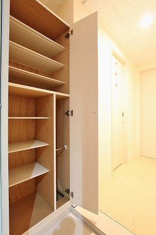 シューズボックスもたっぷり収納