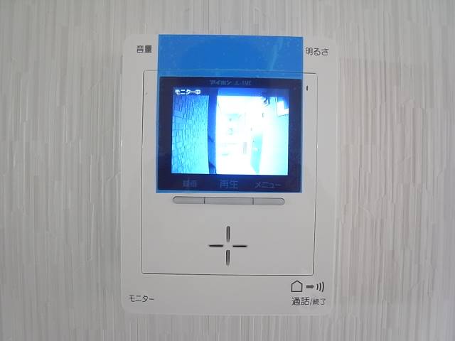 安心のモニター付きインターホン