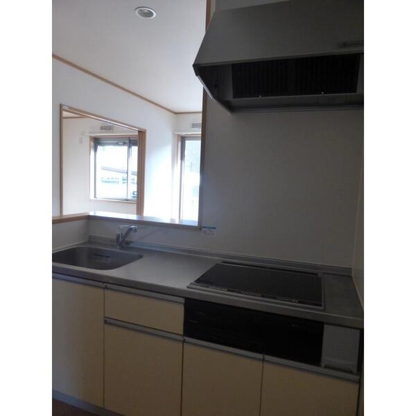 カウンターキッチンで会話が弾みます