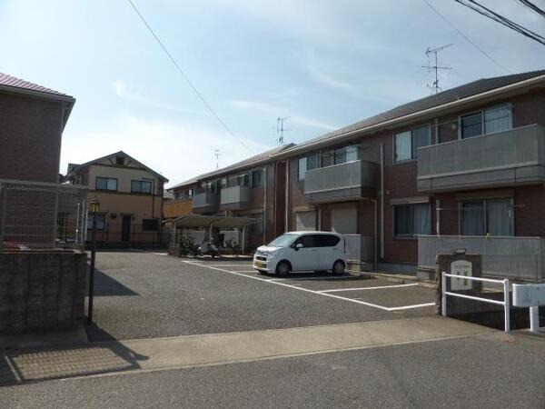 敷地も広いですね