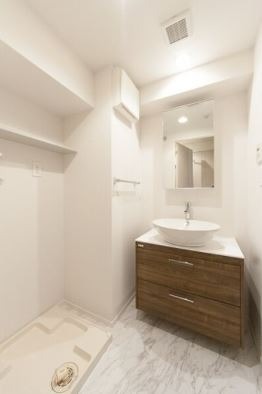 朝の身支度はこちらですね