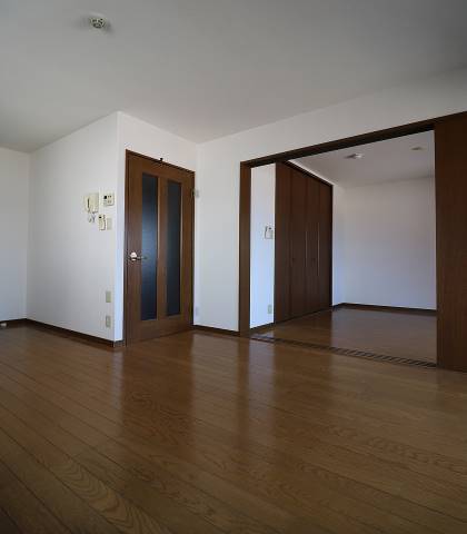 明るいリビングで気分も明るくなります