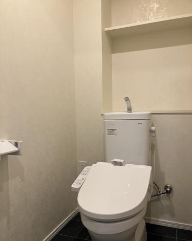清潔感のあるトイレですね。