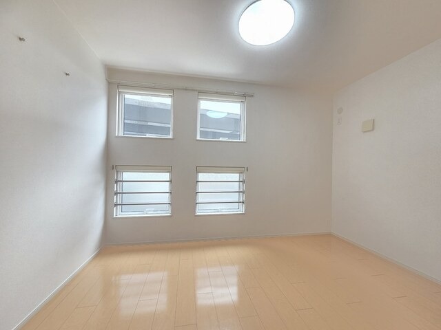 寝室にいかがでしょうか