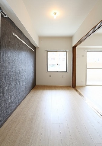 寝室にぴったりの洋室です