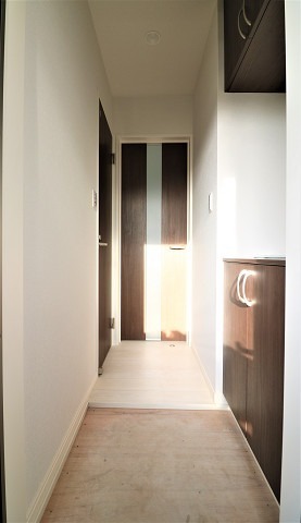 玄関はこんな感じです。