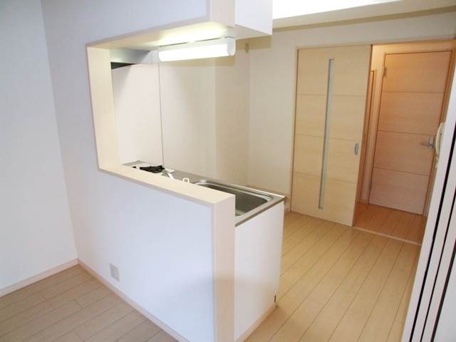 人気のカウンターキッチンです