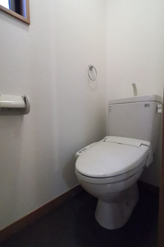 温水洗浄便座付きです